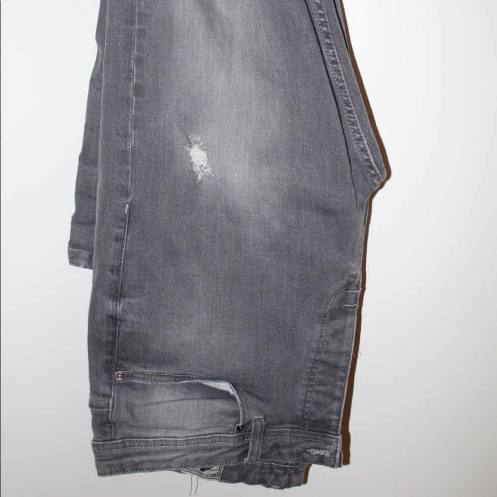 Grey Washed Jeans